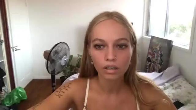 Image 10 of huntervalentinex Stream on Chaturbate on 13 months ago
