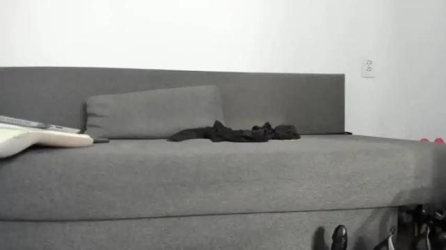 Image 2 of huntressx Stream on Chaturbate on 13 months ago