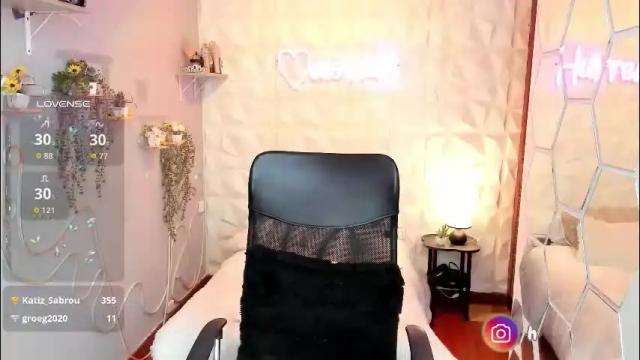 Image 10 of hurremcan_ Stream on Chaturbate on 9 days ago