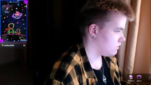 Image 8 of husk_ryan Stream on Chaturbate on 3 months ago