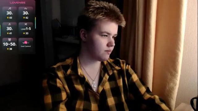 Image 8 of husk_ryan Stream on Chaturbate on 1 month ago