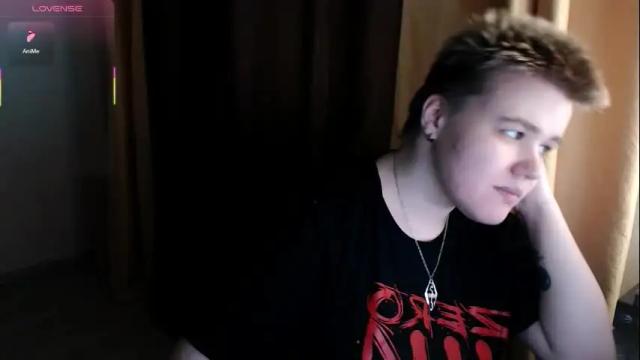 Image 2 of husk_ryan Stream on Chaturbate on 25 days ago