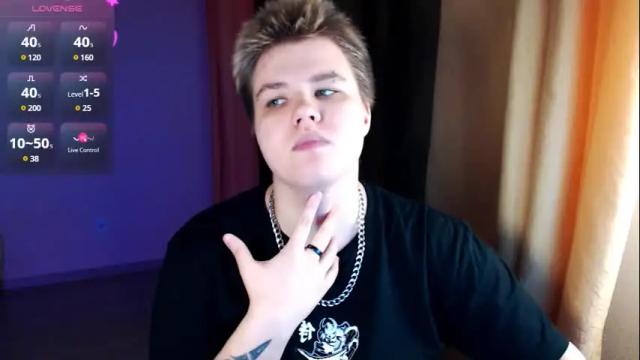 Image 4 of husk_ryan Stream on Chaturbate on 13 days ago