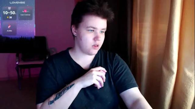 Image 10 of husk_ryan Stream on Chaturbate on 15 hours ago
