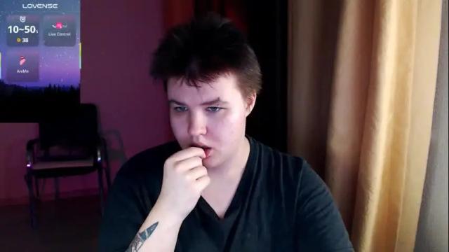 Image 12 of husk_ryan Stream on Chaturbate on 1 month ago