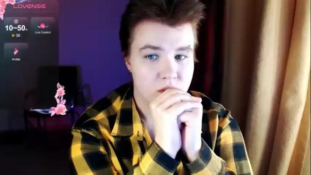 Image 6 of husk_ryan Stream on Chaturbate on 1 month ago