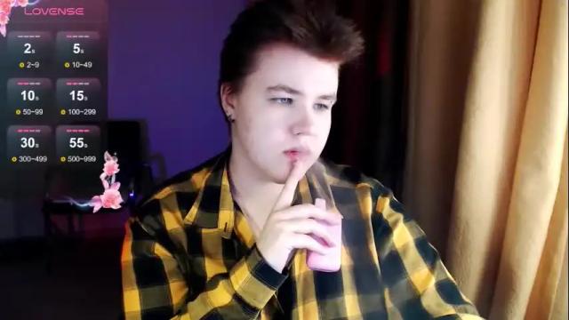 Image 7 of husk_ryan Stream on Chaturbate on 1 month ago
