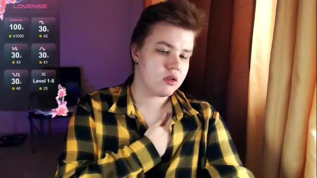 Image 2 of husk_ryan Stream on Chaturbate on 1 month ago