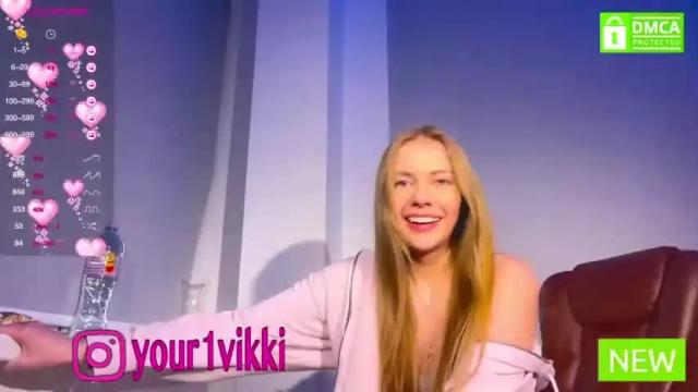 Image 2 of hustleebabyy_vikki Stream on Chaturbate on 14 months ago