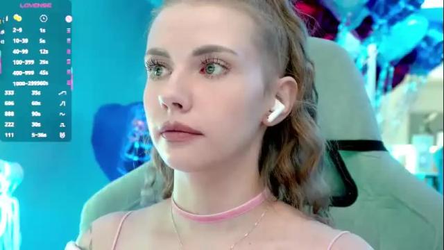 Image 11 of hustleebabyy_vikki Stream on Chaturbate on 4 months ago