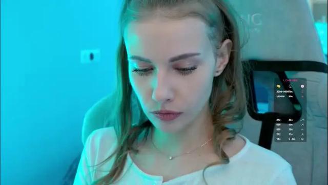 Image 2 of hustleebabyy_vikki Stream on Chaturbate on 1 month ago