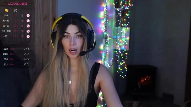 Thumbnail 1, hwes_accounting's Stream at Chaturbate, 17 months ago