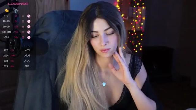 Image 10 of hwes_accounting Stream on Chaturbate on 21 months ago