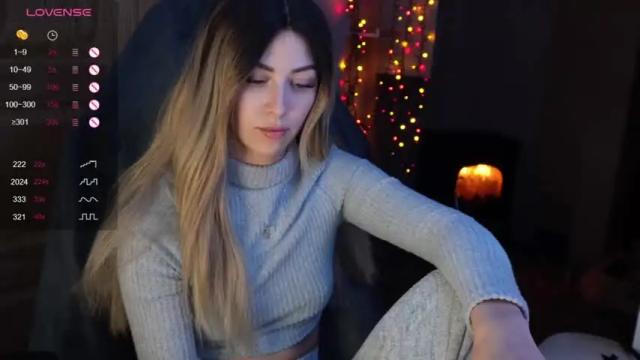 Image 4 of hwes_accounting Stream on Chaturbate on 17 months ago