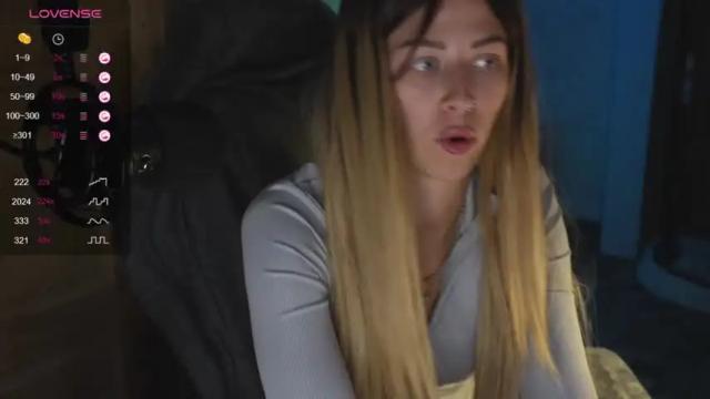 Image 4 of hwes_accounting Stream on Chaturbate on 19 months ago