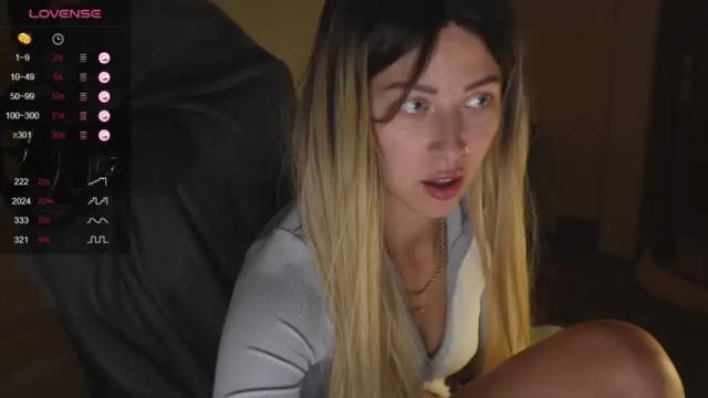 Image 6 of hwes_accounting Stream on Chaturbate on 19 months ago