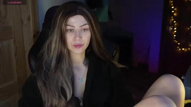 Image 10 of hwes_accounting Stream on Chaturbate on 2 months ago