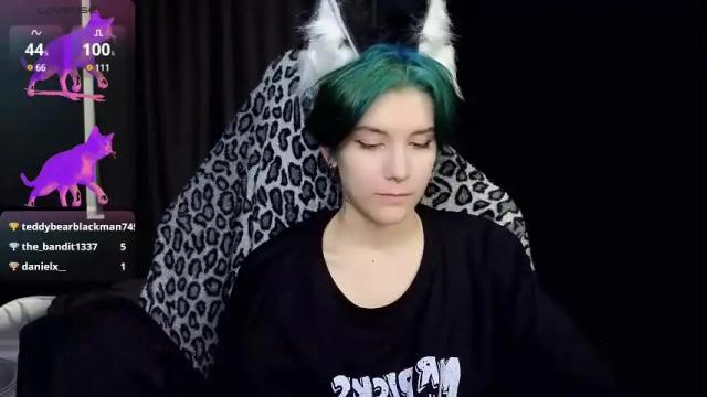 Image 7 of hyeon_jin Stream on Chaturbate on 25 days ago