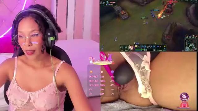 Image 10 of hyliebloom Stream on Chaturbate on 1 month ago