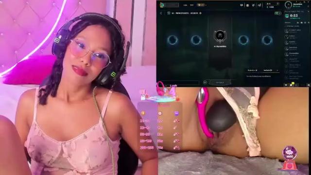 Image 7 of hyliebloom Stream on Chaturbate on 1 month ago