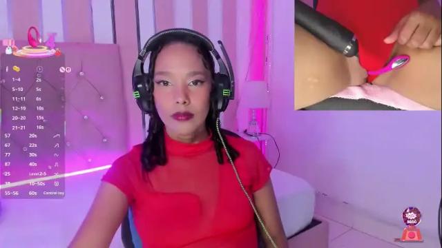 Image 2 of hyliebloom Stream on Chaturbate on 1 month ago