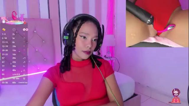 Image 3 of hyliebloom Stream on Chaturbate on 1 month ago