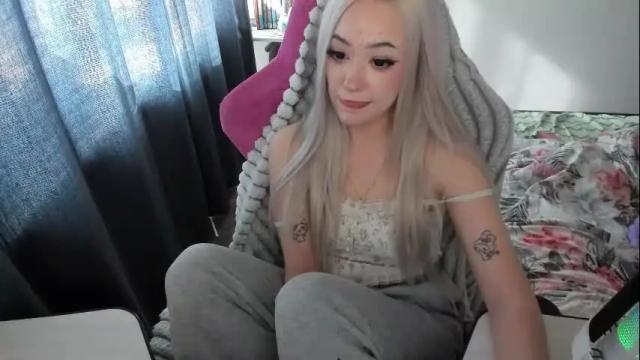 Image 8 of hyorinmaruu Stream on Chaturbate on 1 month ago