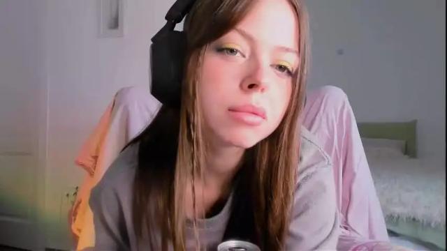 Image 2 of hype_meal_home Stream on Chaturbate on 3 months ago