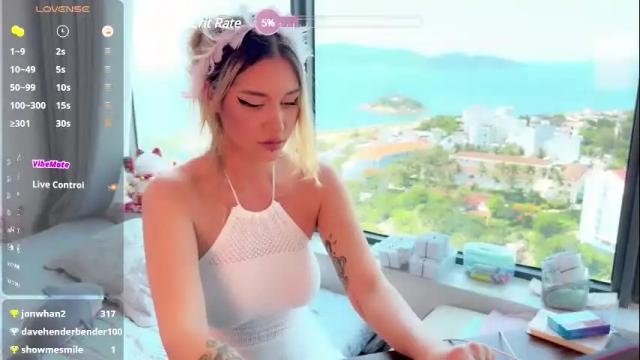 Image 2 of hypnotic_kitty Stream on Chaturbate on 4 months ago