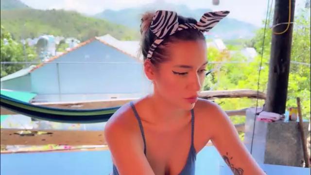 Image 12 of hypnotic_kitty Stream on Chaturbate on 1 month ago