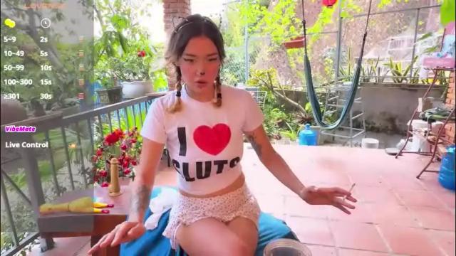 Image 8 of hypnotic_kitty Stream on Chaturbate on 13 hours ago