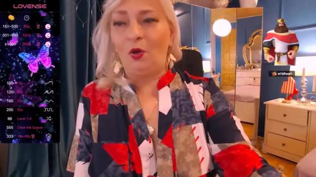 Image 8 of hypnotikcate Stream on Chaturbate on 24 months ago