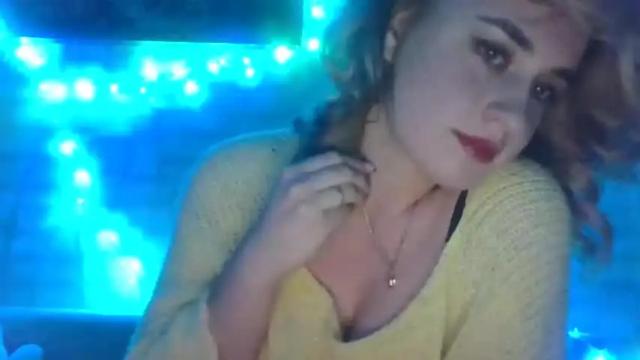 Image 2 of i_am__iris Stream on Chaturbate on 16 months ago