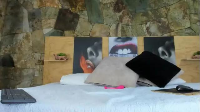 Image 11 of i_am_dolls Stream on Chaturbate on 2 months ago