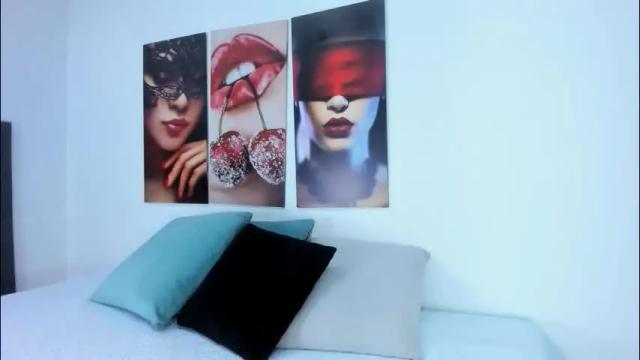 Image 3 of i_am_dolls Stream on Chaturbate on 1 month ago