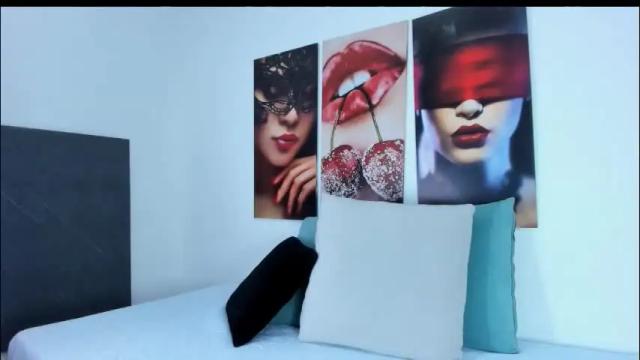 Image 3 of i_am_dolls Stream on Chaturbate on 25 days ago