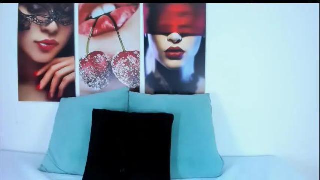 Image 12 of i_am_dolls Stream on Chaturbate on 22 days ago