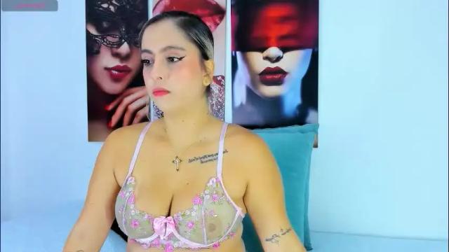 Image 2 of i_am_dolls Stream on Chaturbate on 6 days ago