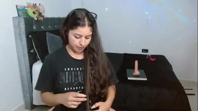 Image 2 of i_am_lilith Stream on Chaturbate on 1 month ago