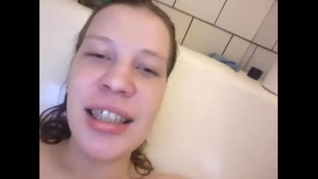 Image 3 of i_arwen_i Stream on Chaturbate on 19 months ago