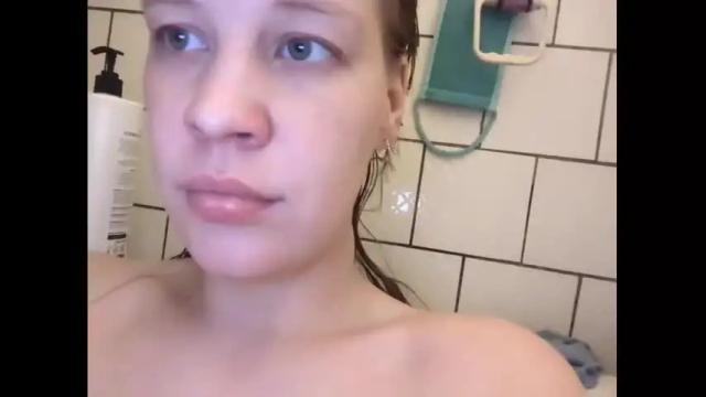 Image 7 of i_arwen_i Stream on Chaturbate on 19 months ago
