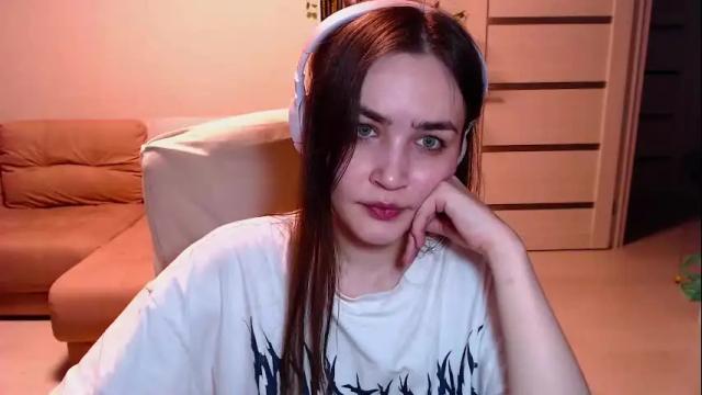 Image 2 of i_love_icecream Stream on Chaturbate on 1 month ago