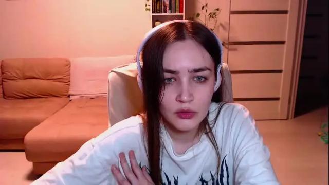 Image 4 of i_love_icecream Stream on Chaturbate on 1 month ago