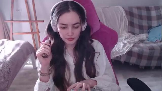 Image 3 of i_love_icecream Stream on Chaturbate on 23 days ago