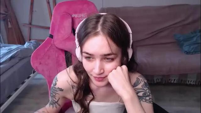 Image 2 of i_love_icecream Stream on Chaturbate on 1 month ago