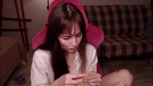 Image 12 of i_love_icecream Stream on Chaturbate on 1 day ago
