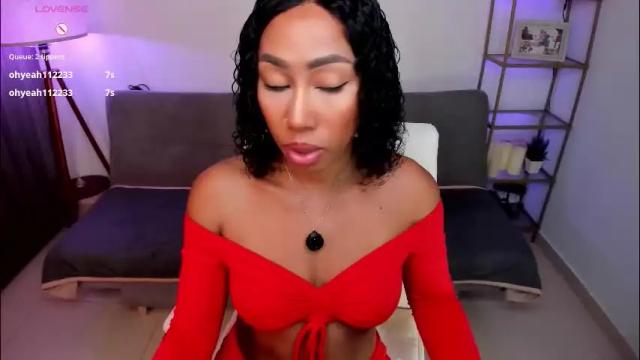 Image 3 of i_lulu Stream on Chaturbate on 1 month ago