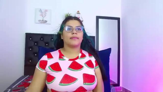 Image 5 of iam_celeste_18 Stream on Chaturbate on 17 months ago