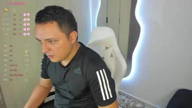 Image 2 of iam_goodgirl_ Stream on Chaturbate on 18 months ago