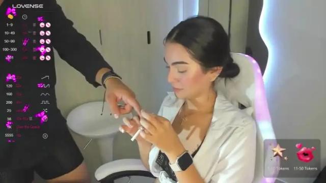 Image 10 of iam_goodgirl_ Stream on Chaturbate on 18 months ago